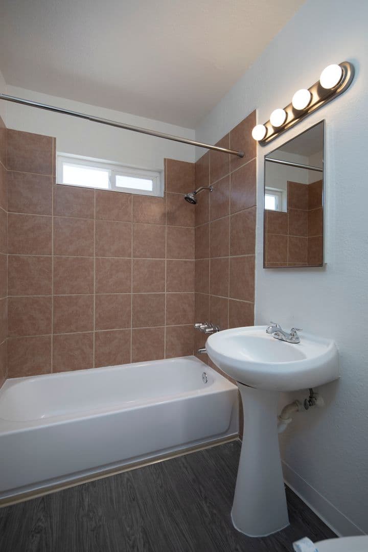 San Diego Apartment: 3933 National Avenue