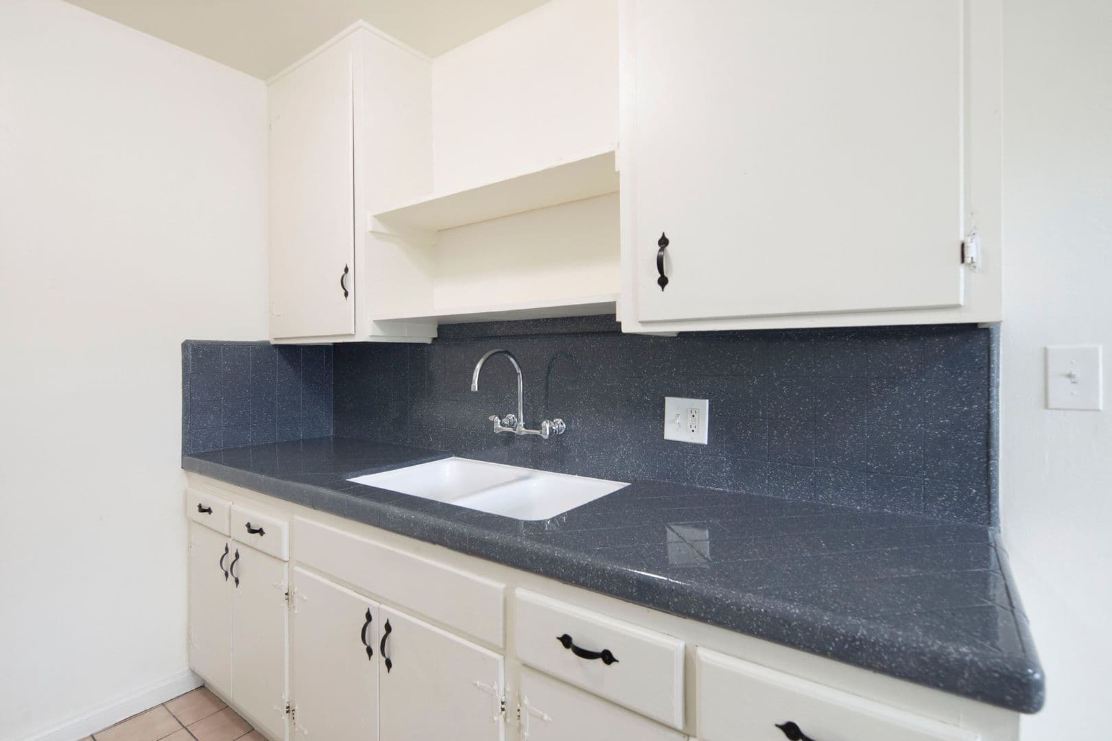 El Cajon Apartment: 802 Franklin Ave
