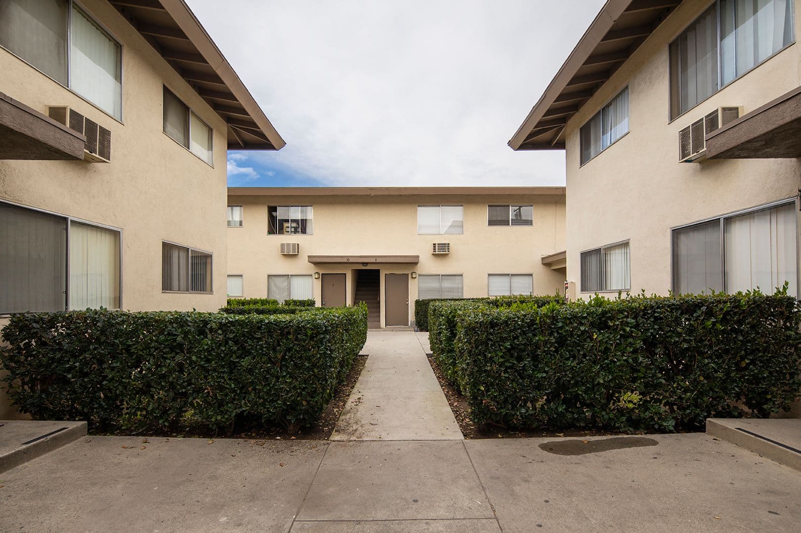 Spring Valley Apartment: 8914 - 8926 Delrose Avenue