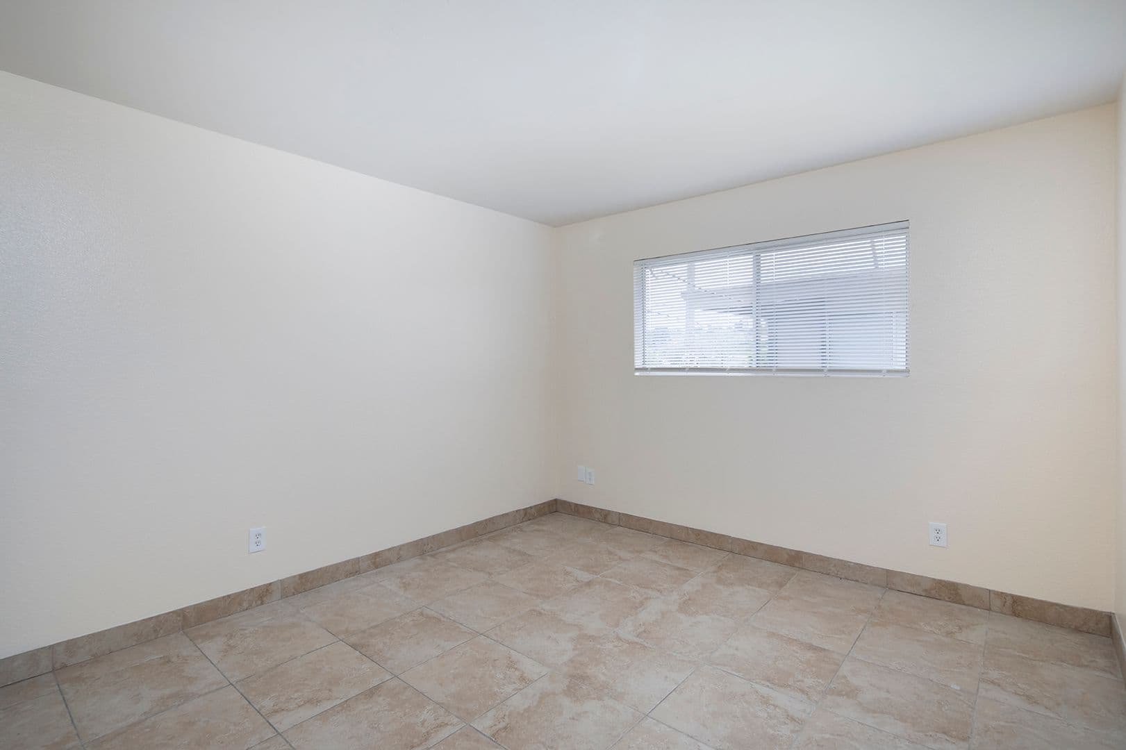 Spring Valley Apartment: 8914 - 8926 Delrose Avenue