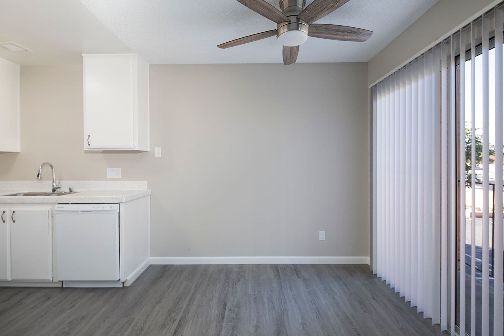 El Cajon Apartment: 303 East Madison Avenue