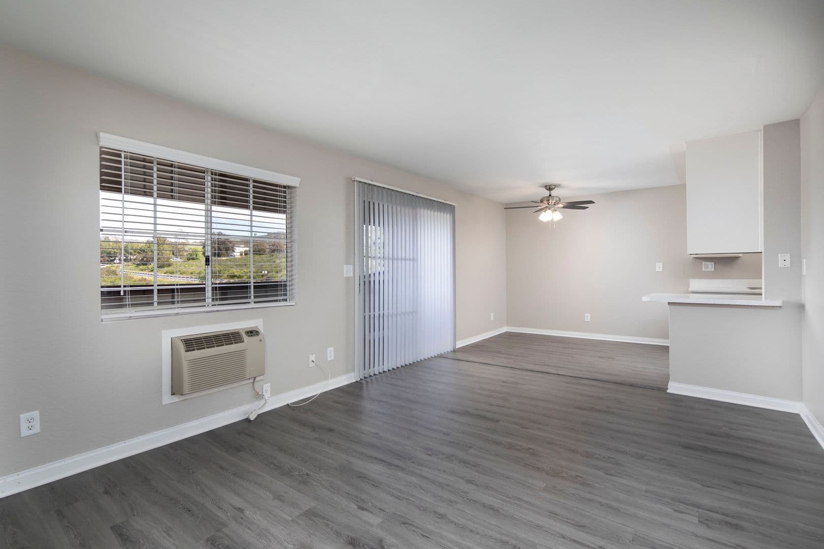 El Cajon Apartment: 8410 Los Coches Rd