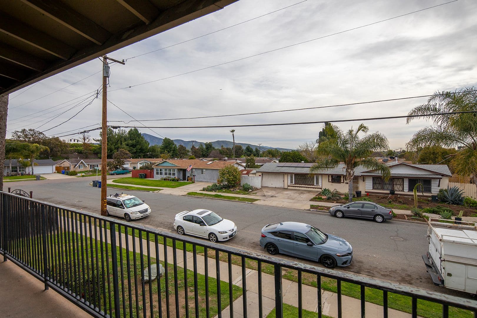Spring Valley Apartment: 8914 - 8926 Delrose Avenue