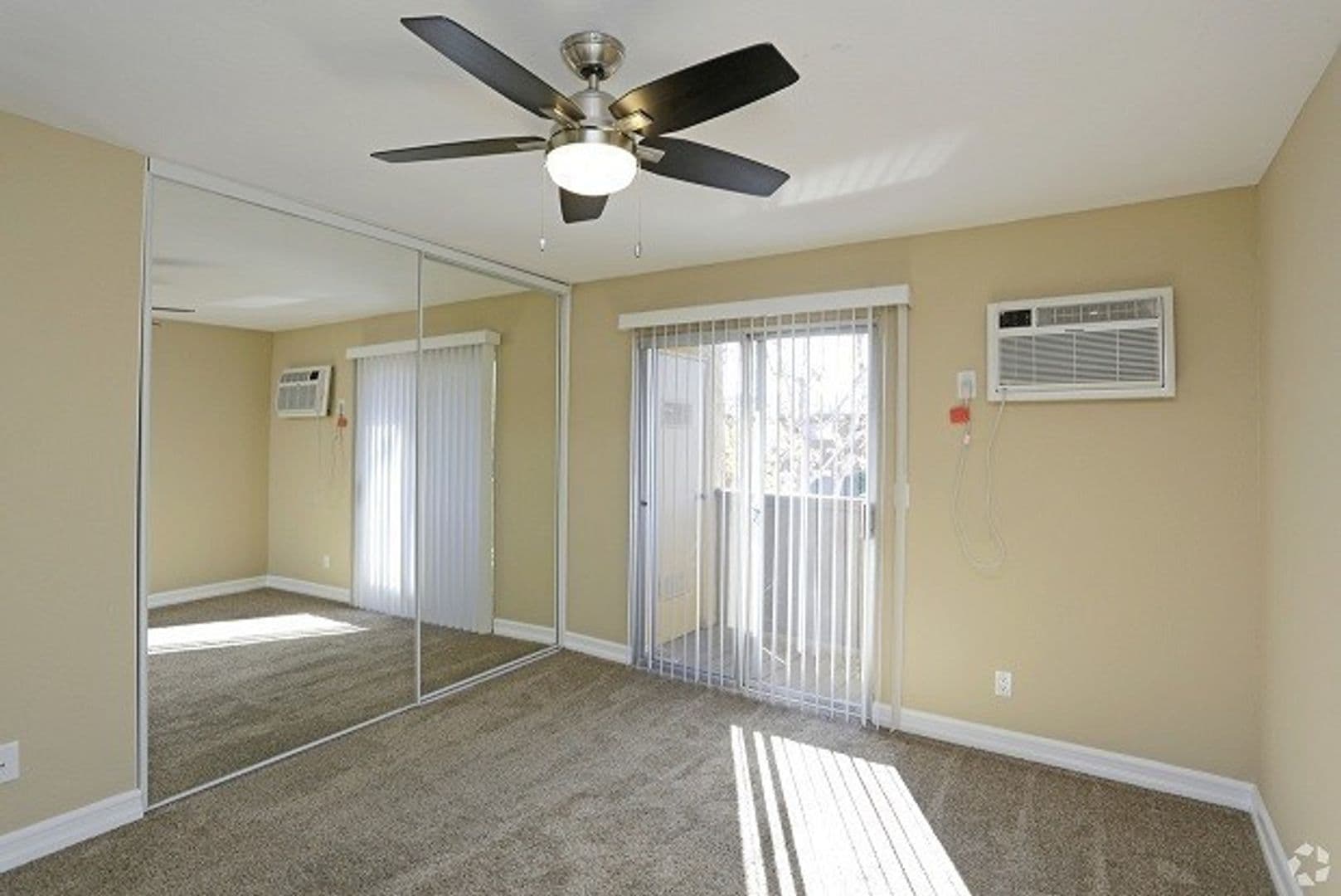 Poway Apartment: 13340-48 Community Road
