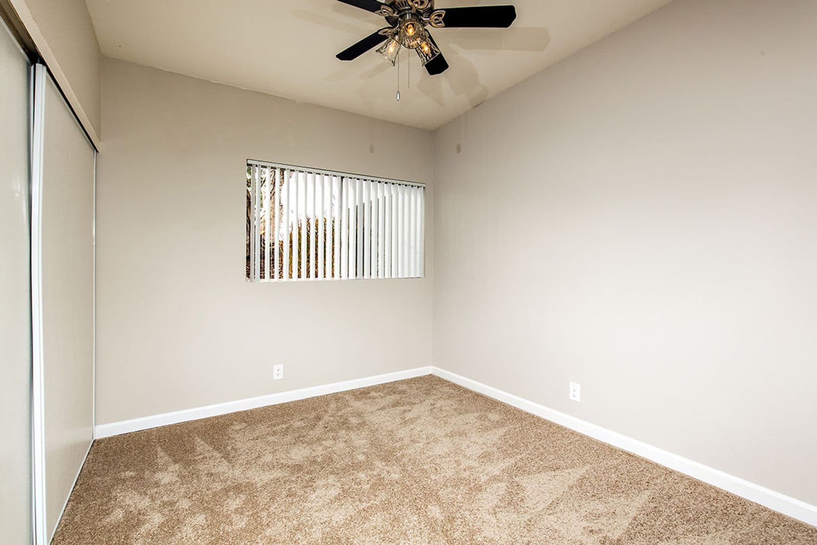 San Diego Apartment: 445 W University Avenue