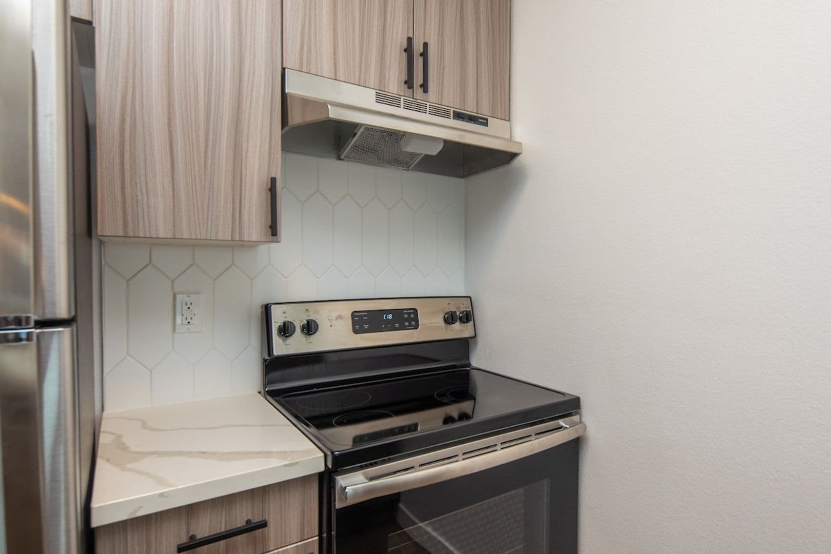 San Diego Apartment: 4188 5th Ave