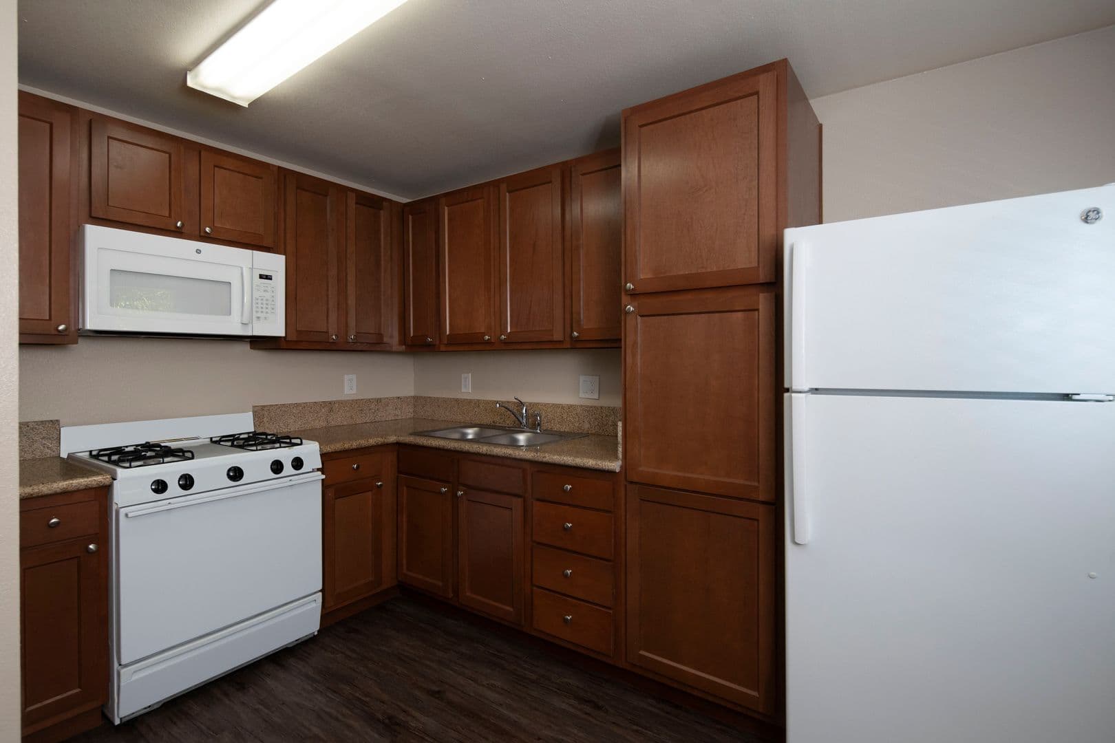 La Mesa Apartment: 8561 Mellmanor Drive