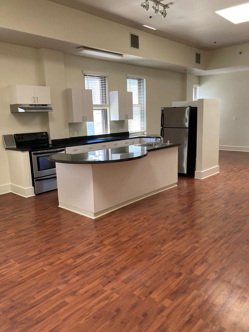 San Diego Apartment: 1023 Fourth Avenue