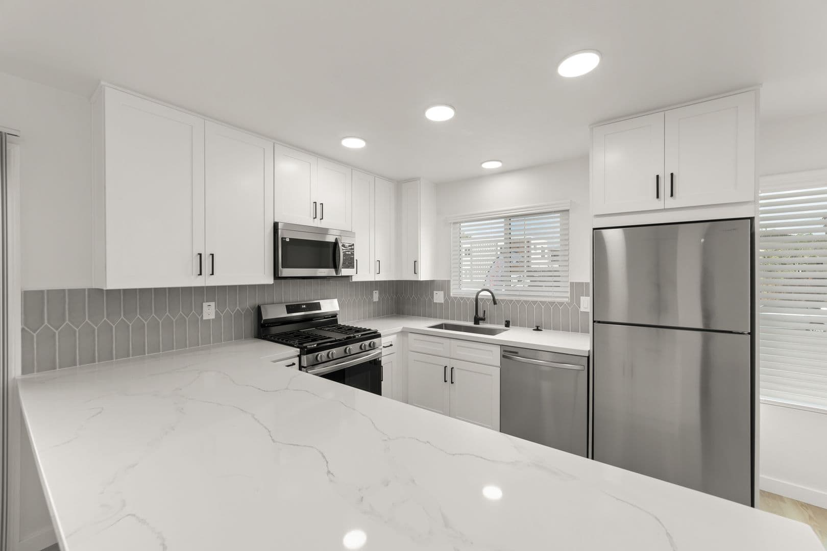 San Diego Apartment: 4514 Bancroft Street