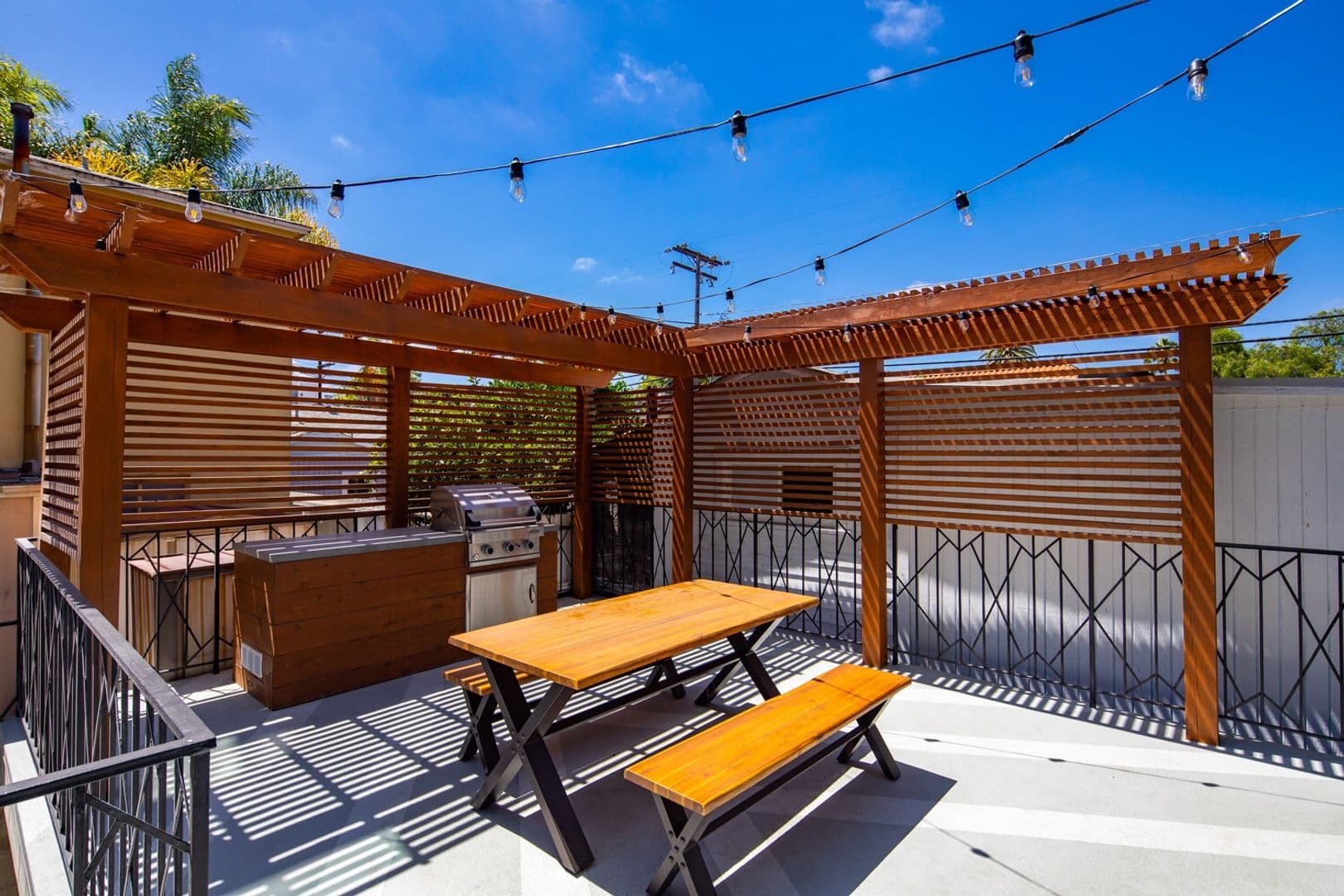 San Diego Apartment: 4188 5th Ave