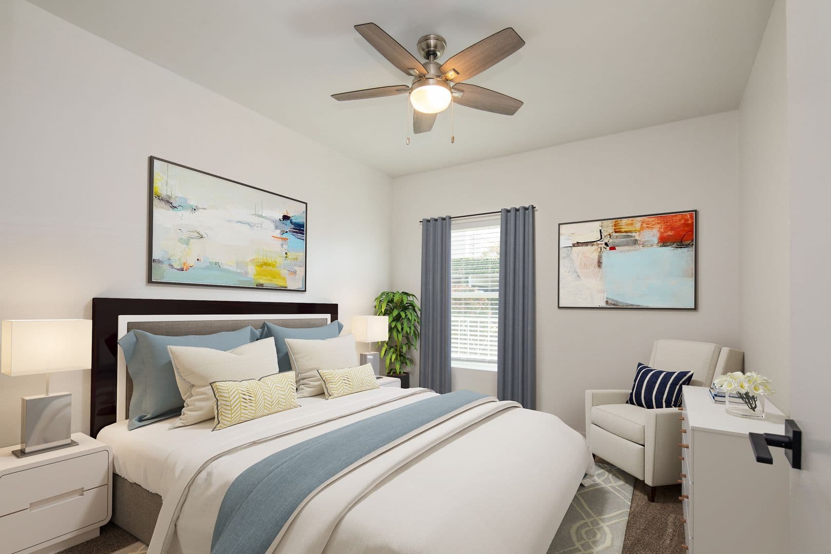 San Diego Apartment: 4188 5th Ave