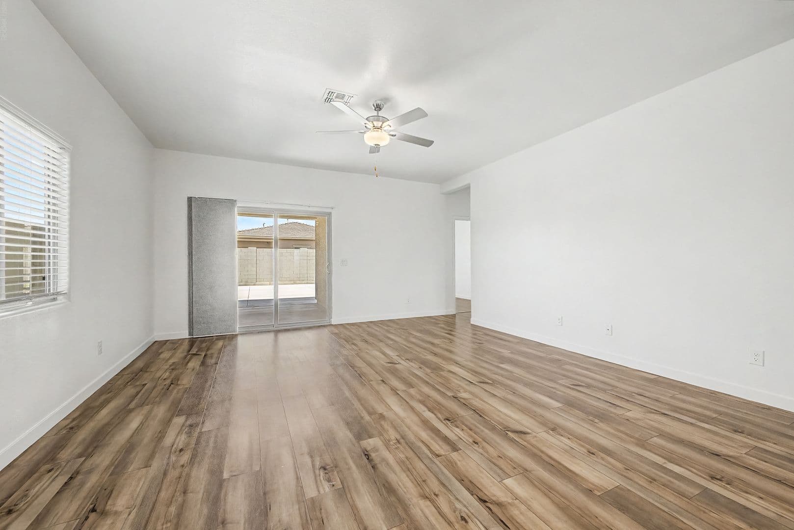 Buckeye House: 24564 W St Catherine Ave