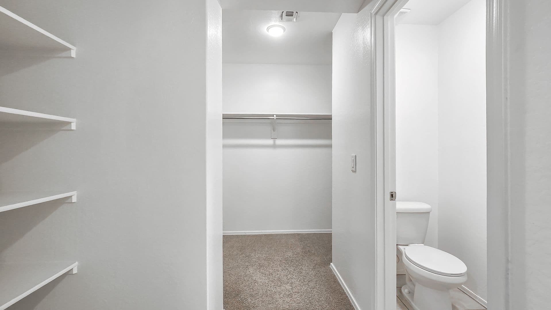 Buckeye House: 8562 S 253rd Ave