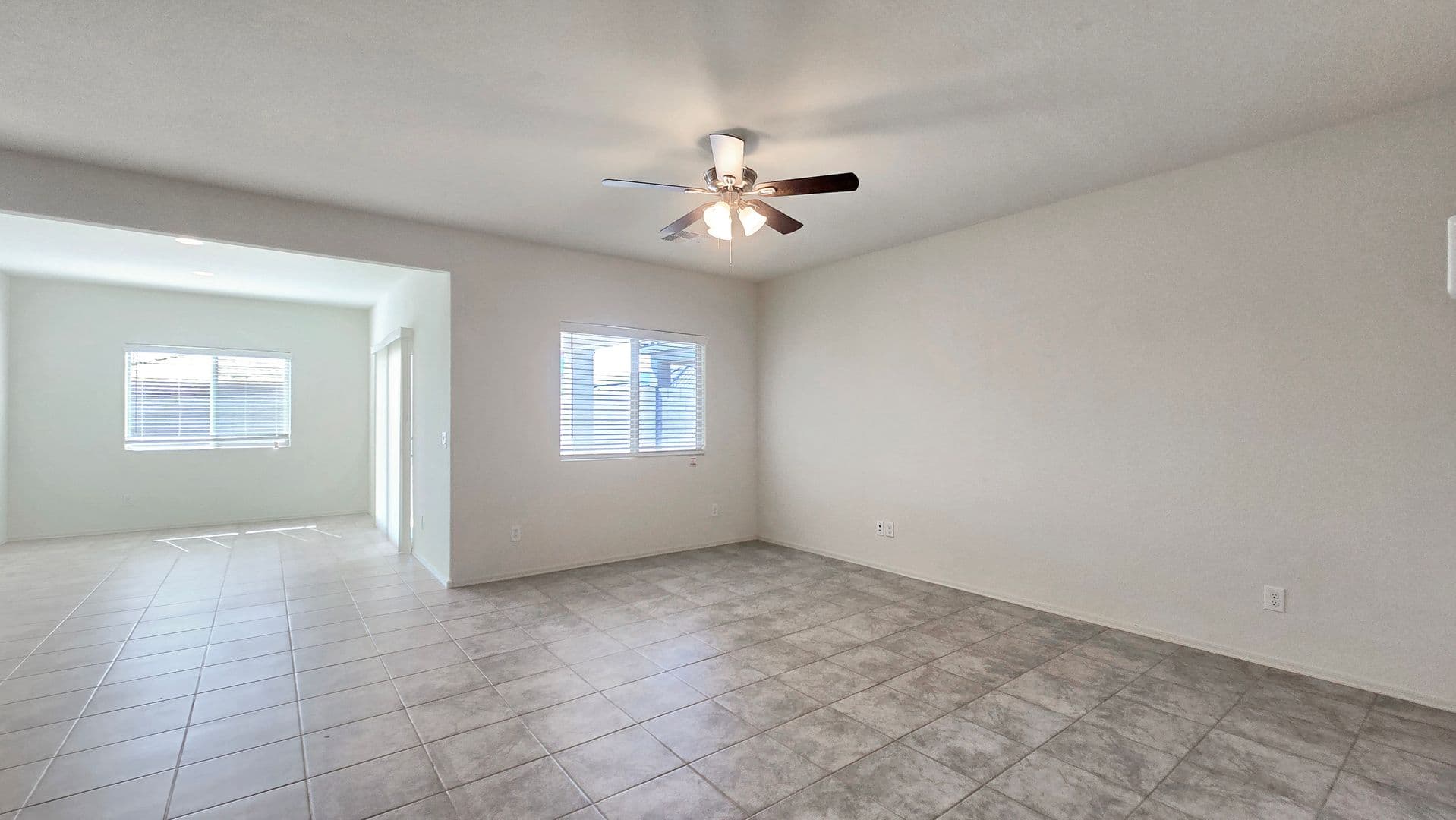 Buckeye House: 5074 S 251St Dr