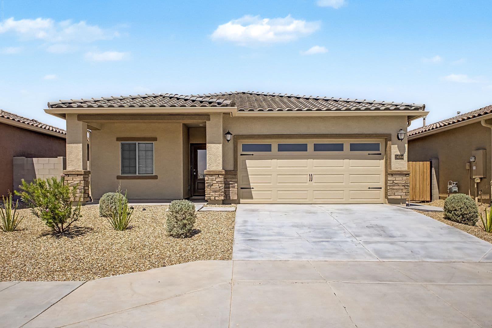 Buckeye House: 24564 W St Catherine Ave