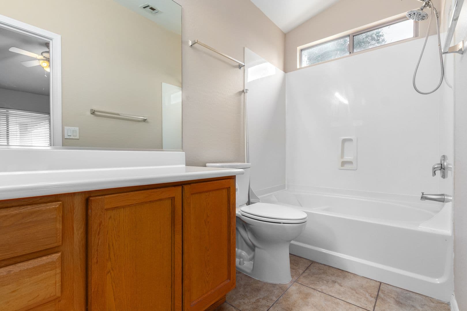 Goodyear House: 946 S 166th Ave