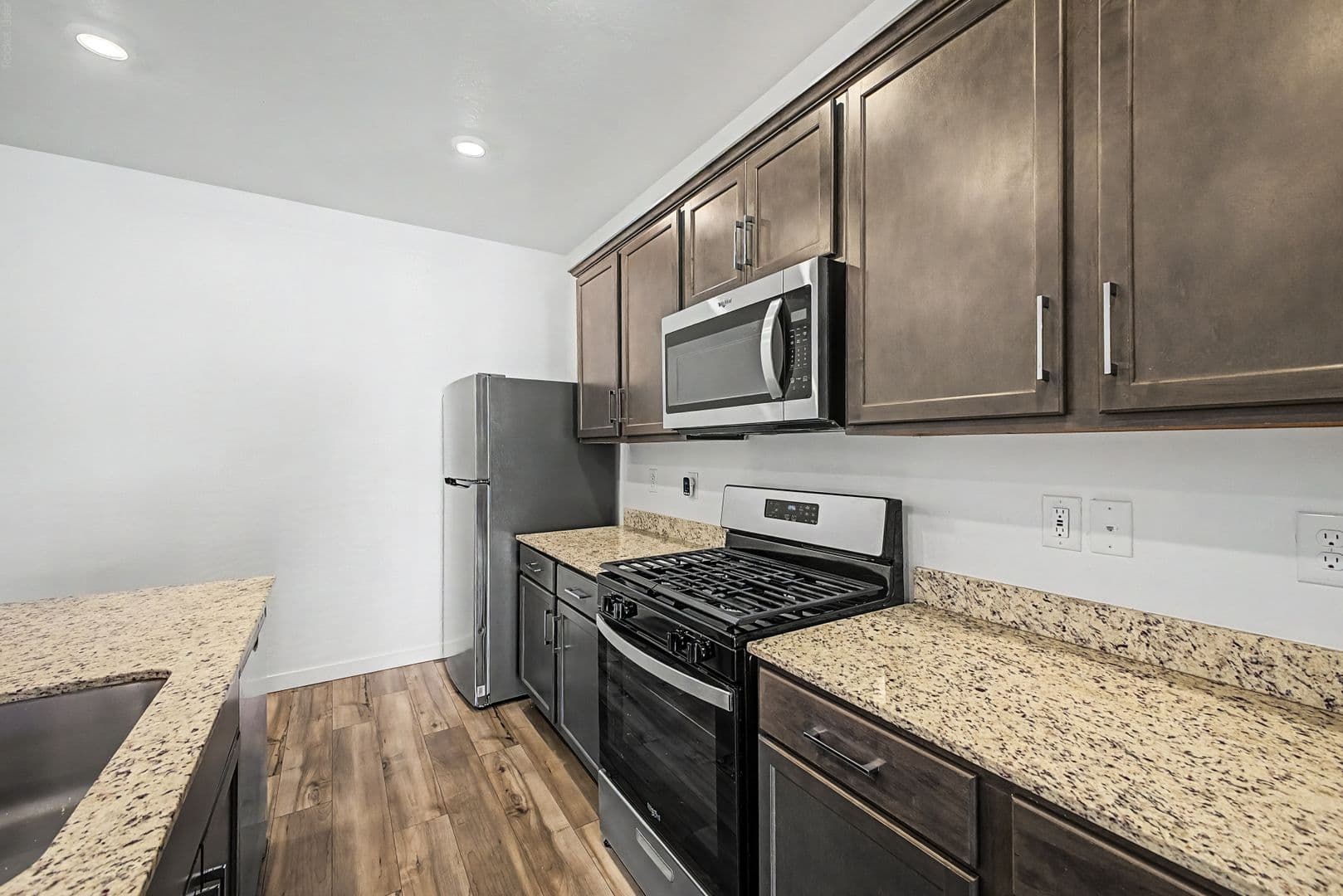 Buckeye House: 24564 W St Catherine Ave