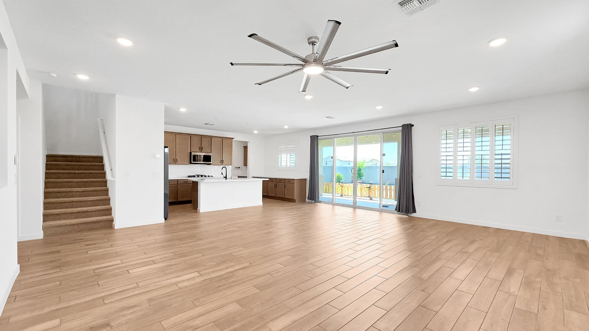 Surprise House: 27156 N 169th Dr