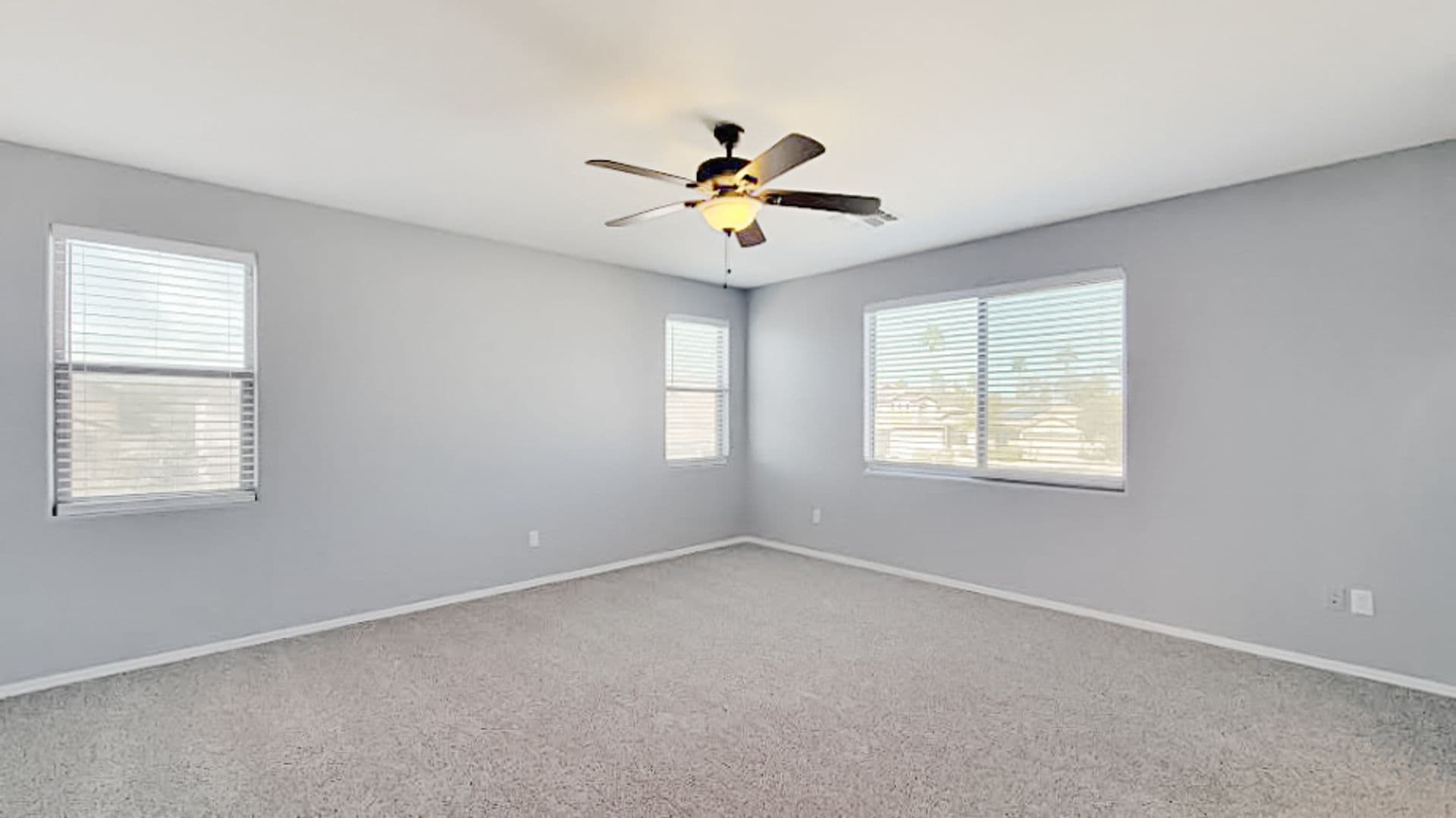 Surprise House: 17282 W Elm St