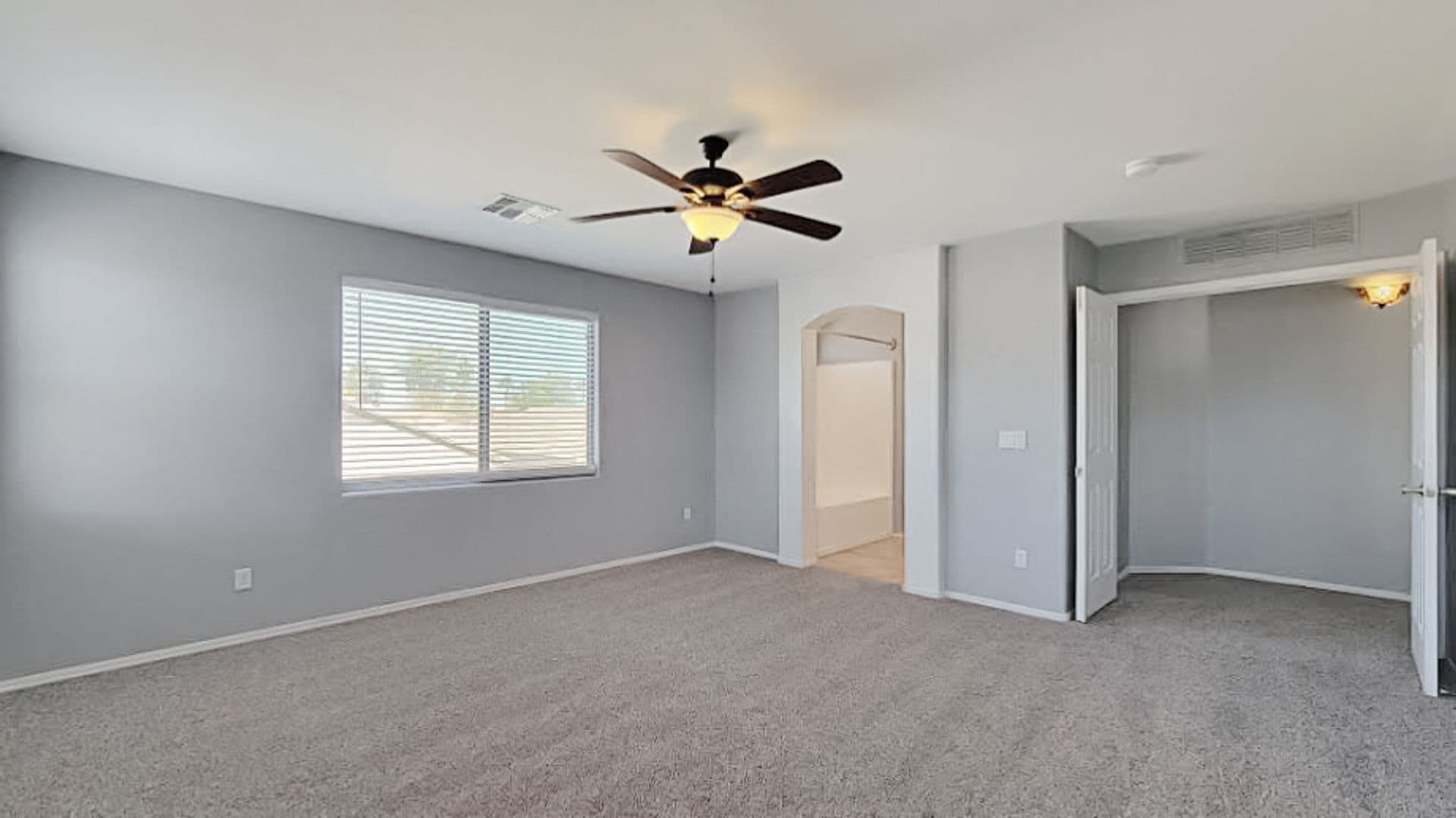 Surprise House: 17282 W Elm St