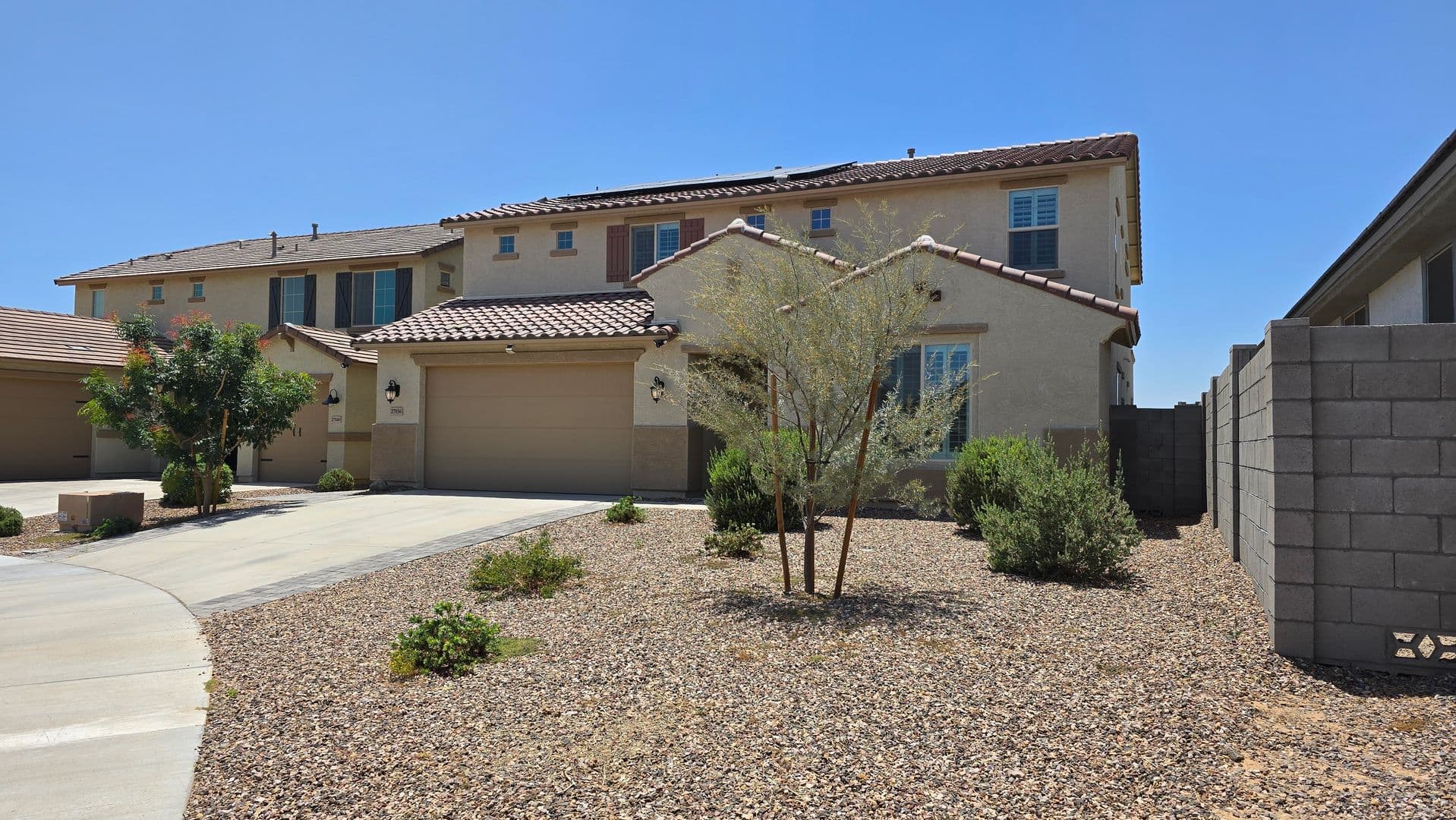 Surprise House: 27156 N 169th Dr