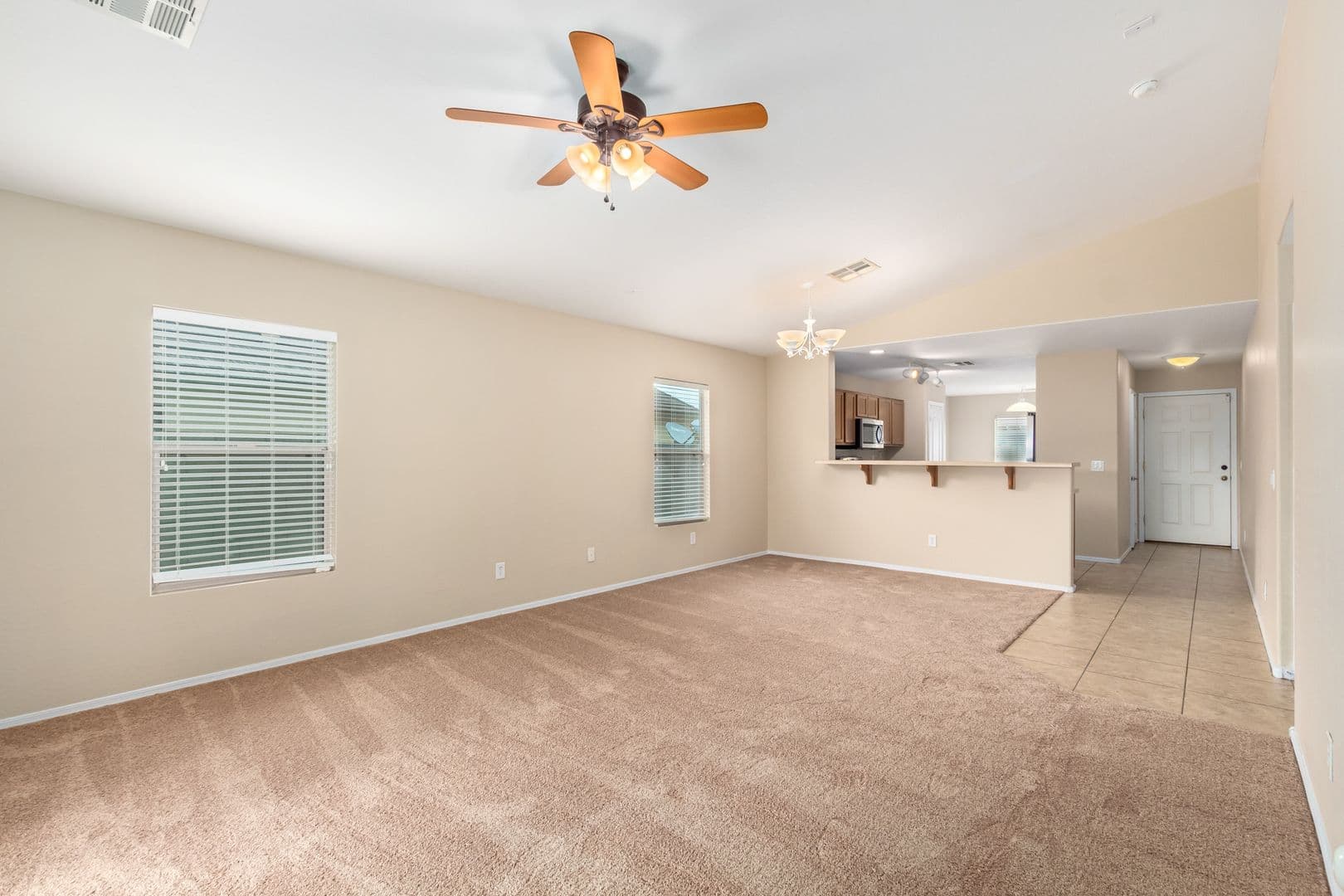 Goodyear House: 946 S 166th Ave