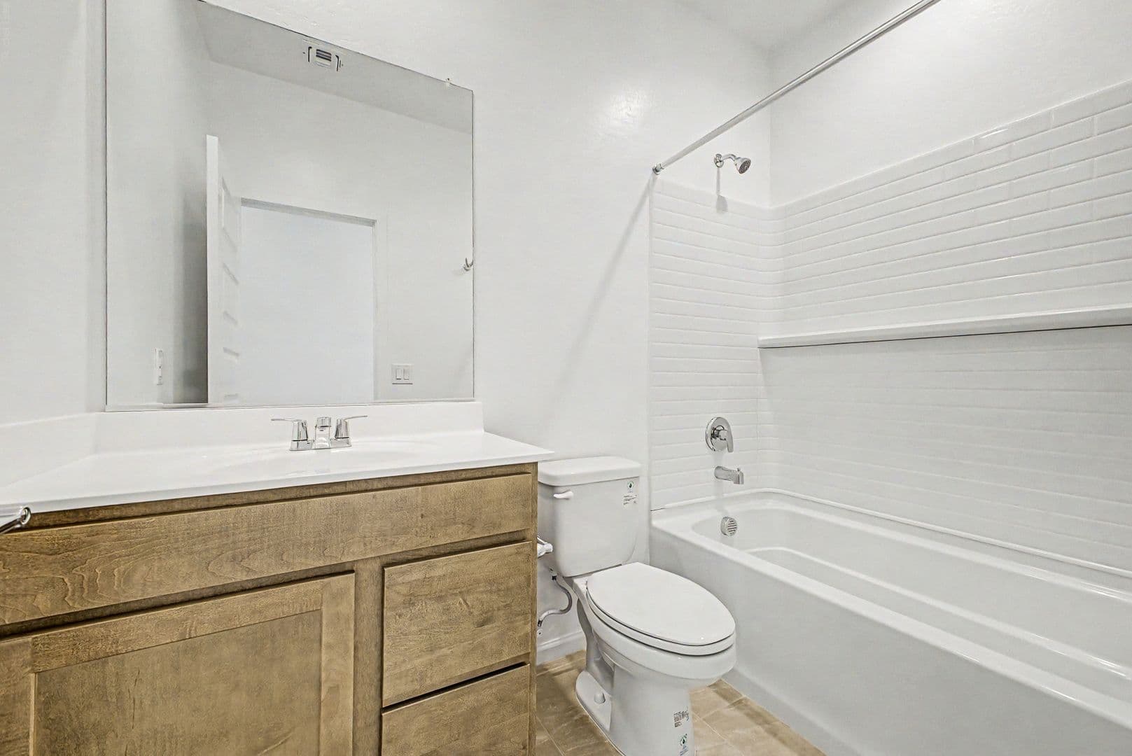 Goodyear House: 18732 W Maplewood Dr