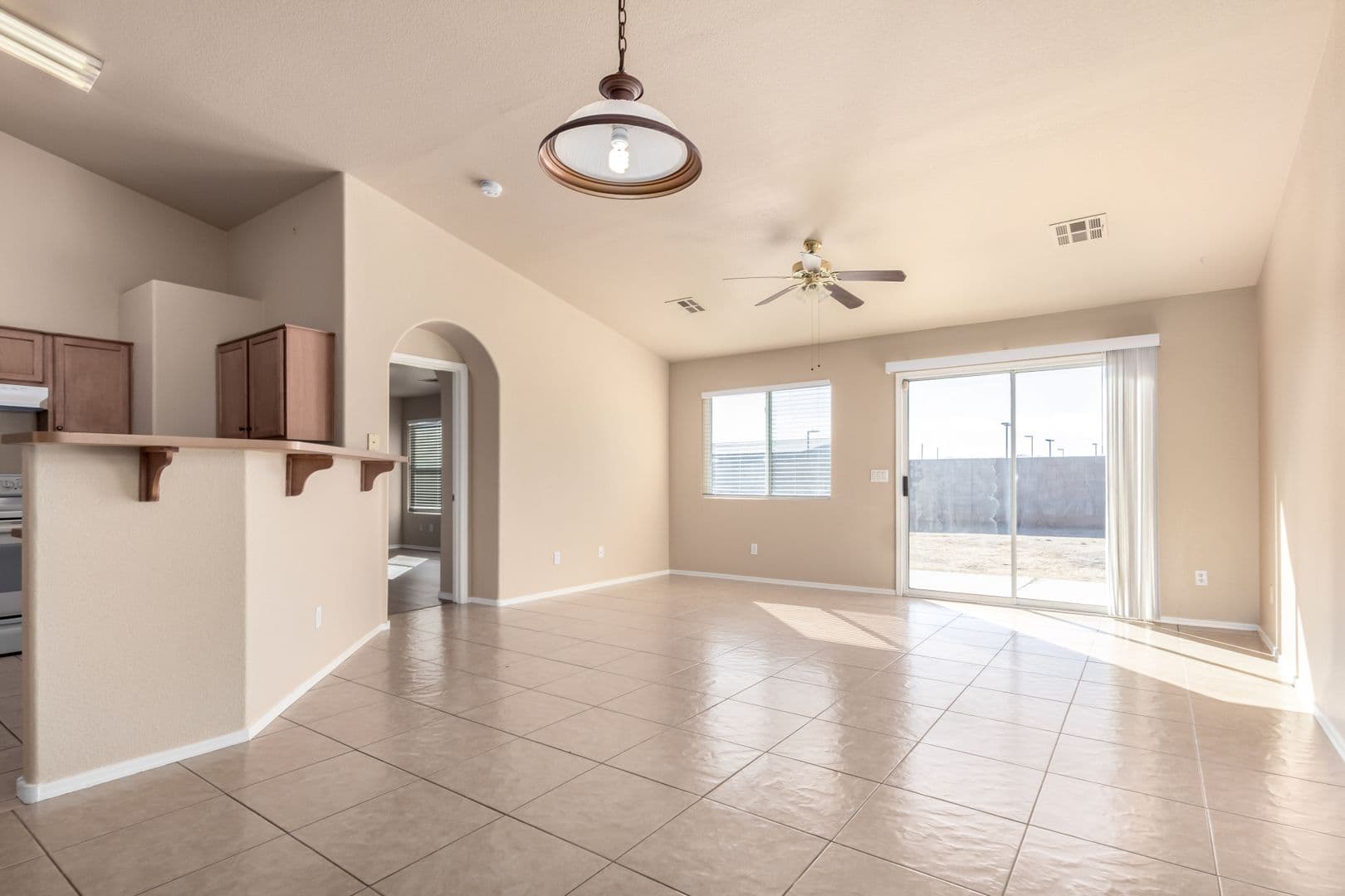 Buckeye House: 1621 E Ash Ave