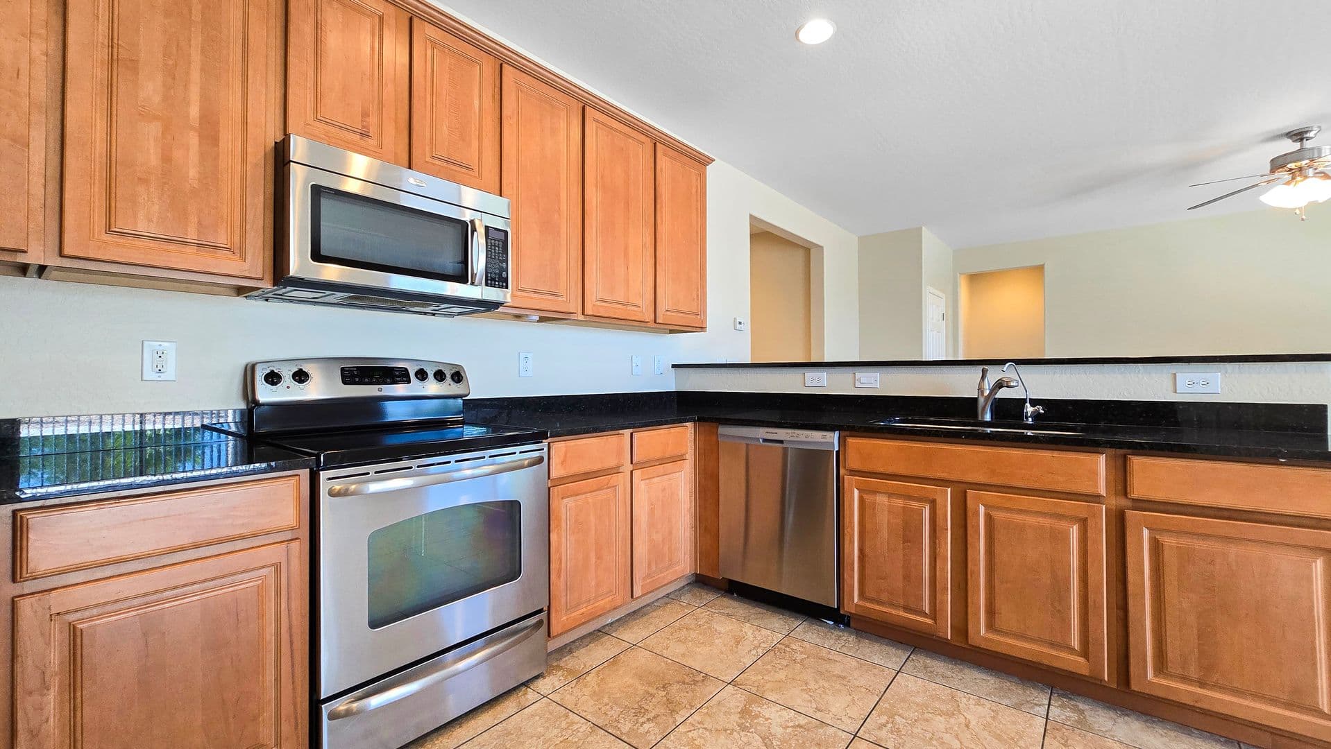 Goodyear House: 617 S 165th Ave