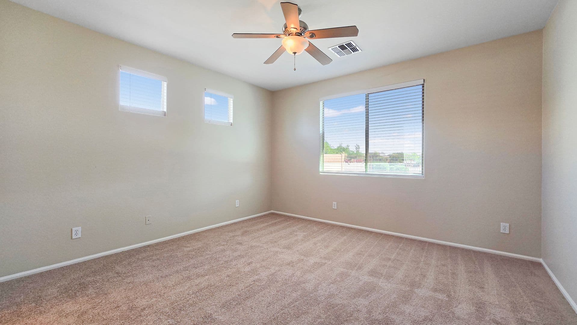 Goodyear House: 617 S 165th Ave