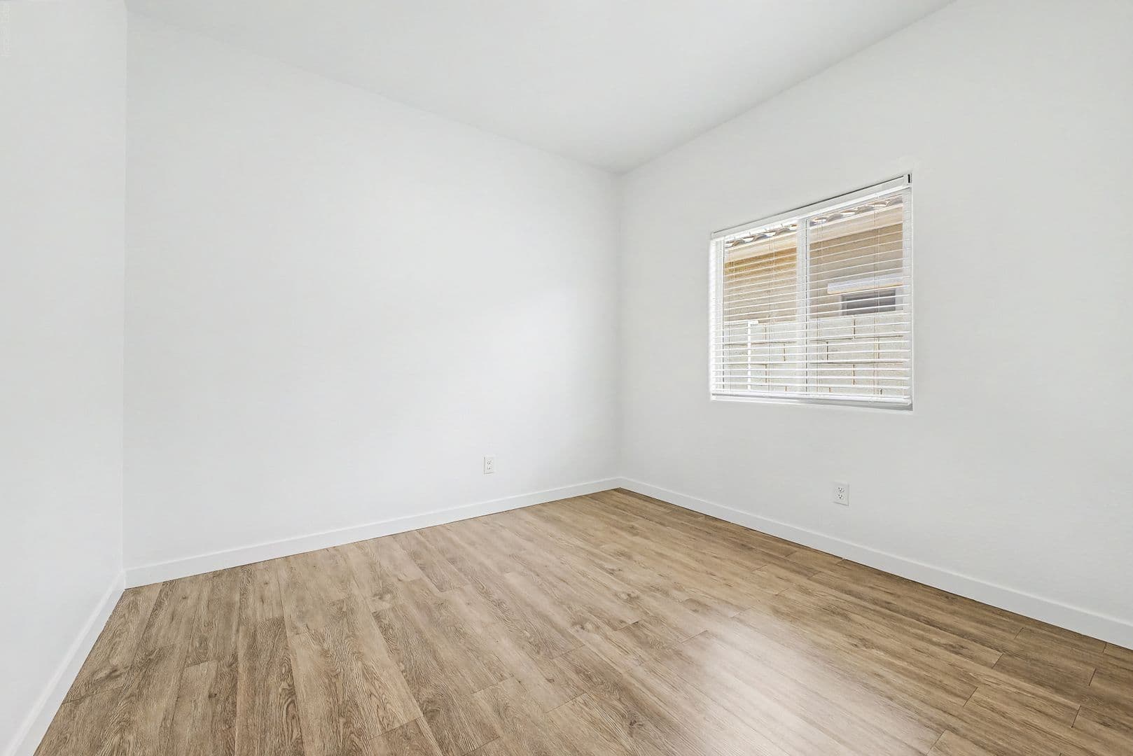 Buckeye House: 24564 W St Catherine Ave