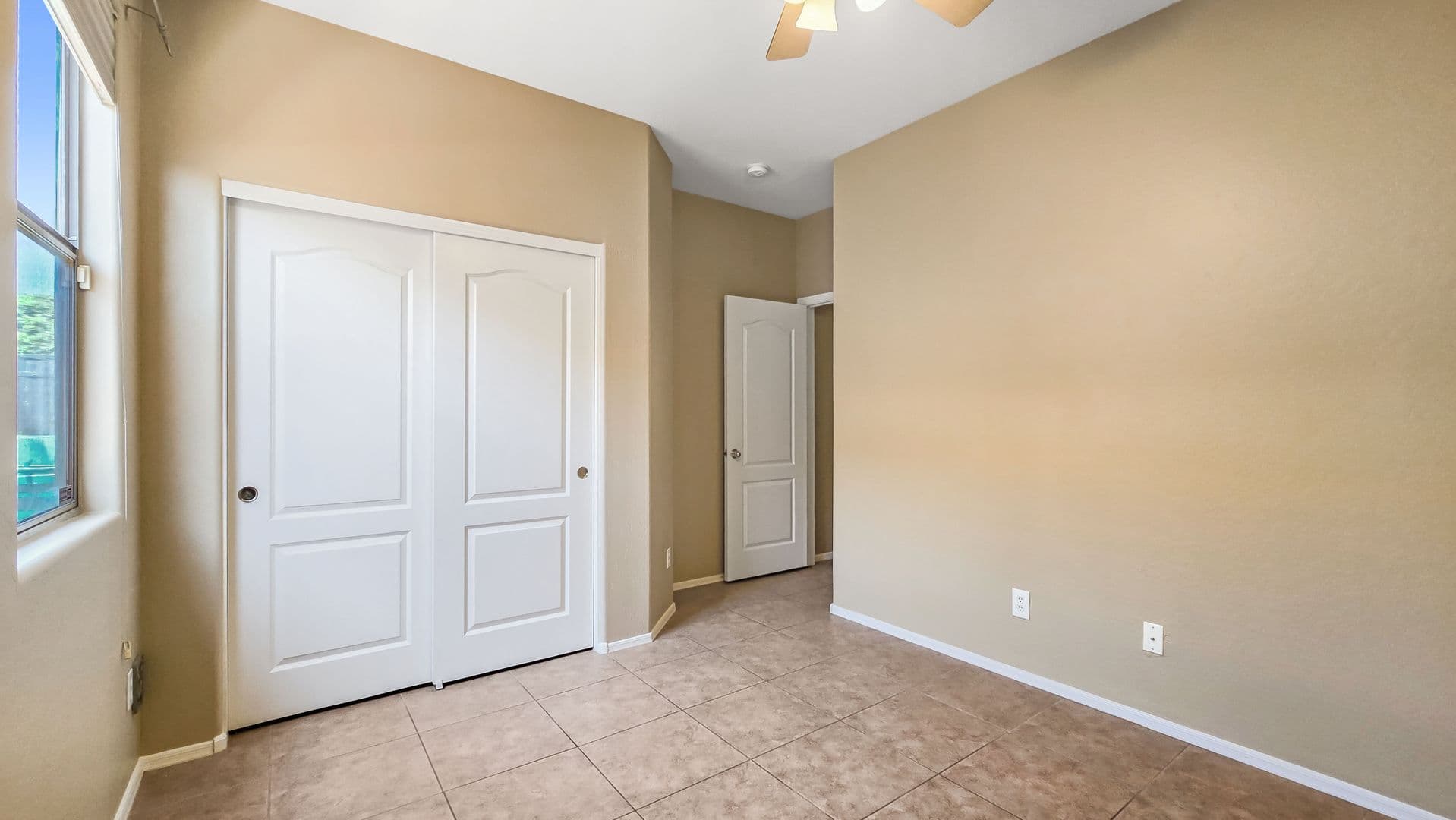 Litchfield Park House: 12523 W Estero Ln