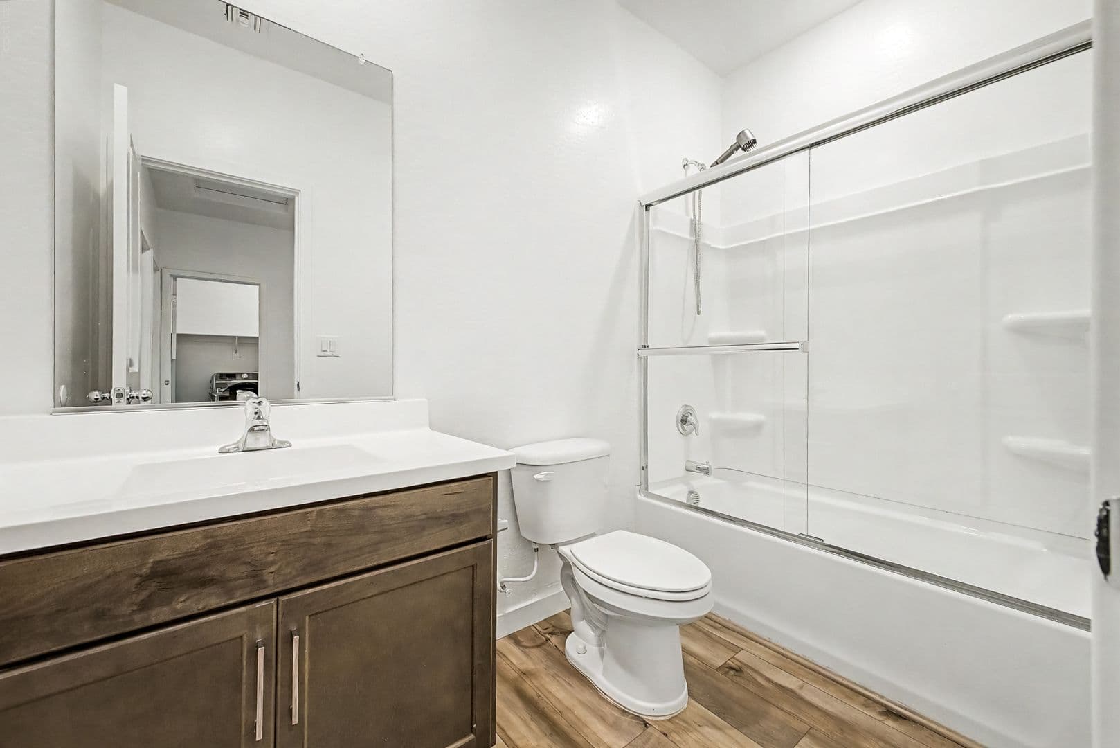 Buckeye House: 24564 W St Catherine Ave