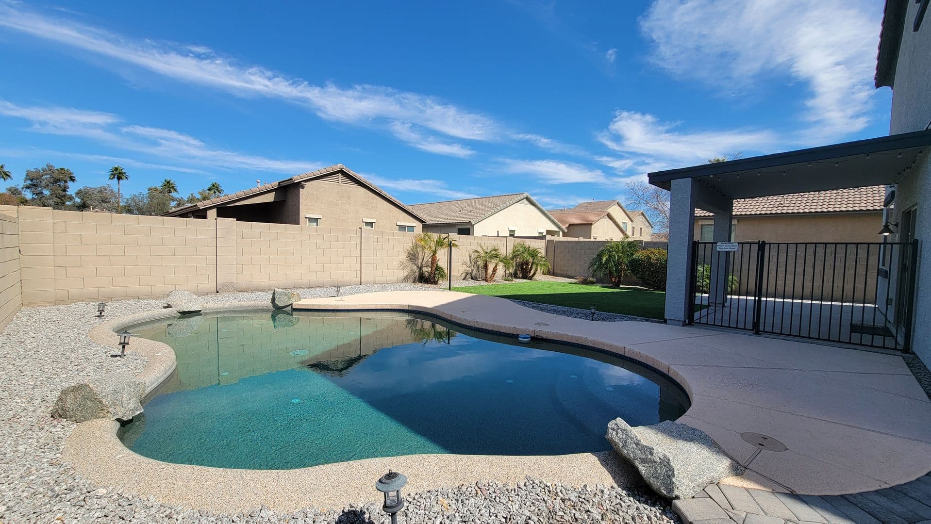 Surprise House: 17282 W Elm St