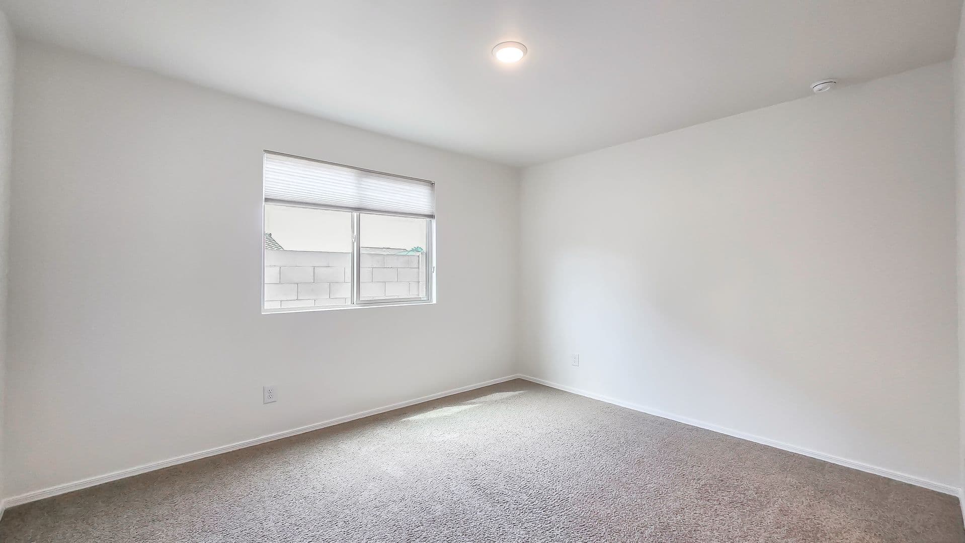 Buckeye House: 8562 S 253rd Ave