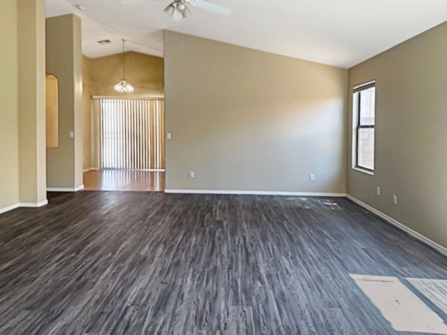 Surprise House: 13410 W Watson Lane