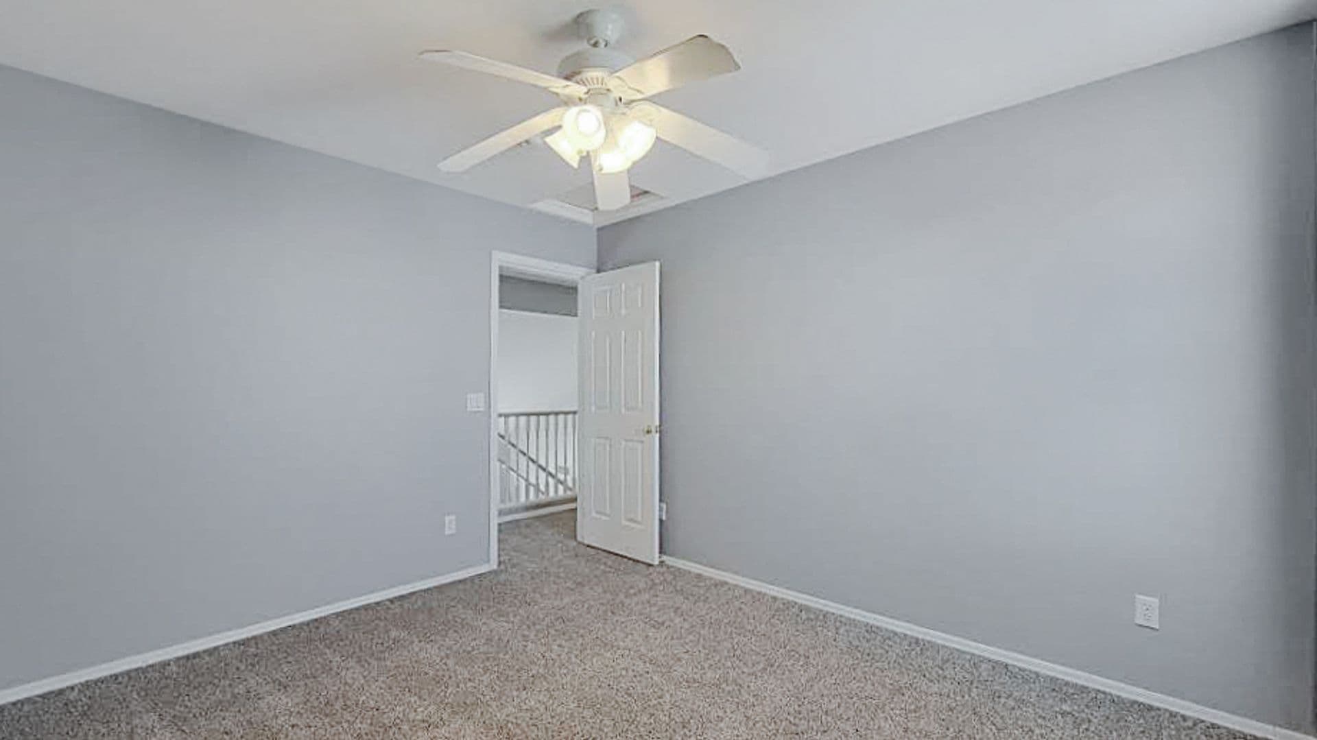 Surprise House: 17282 W Elm St