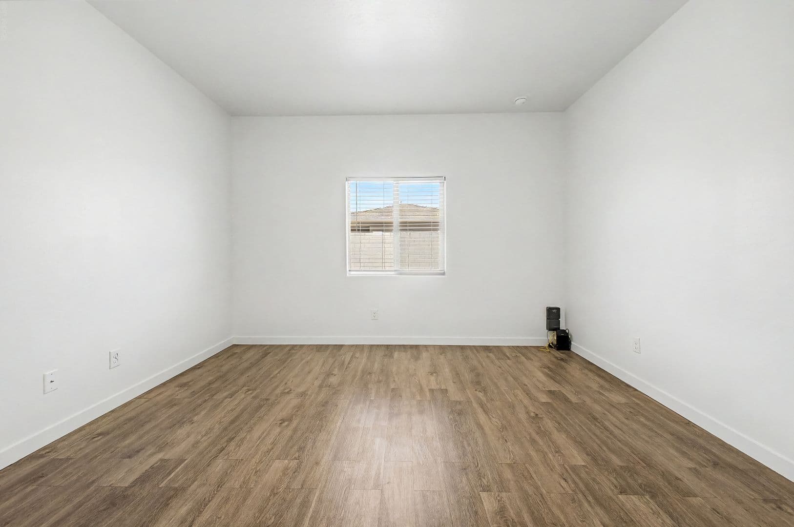Buckeye House: 24564 W St Catherine Ave