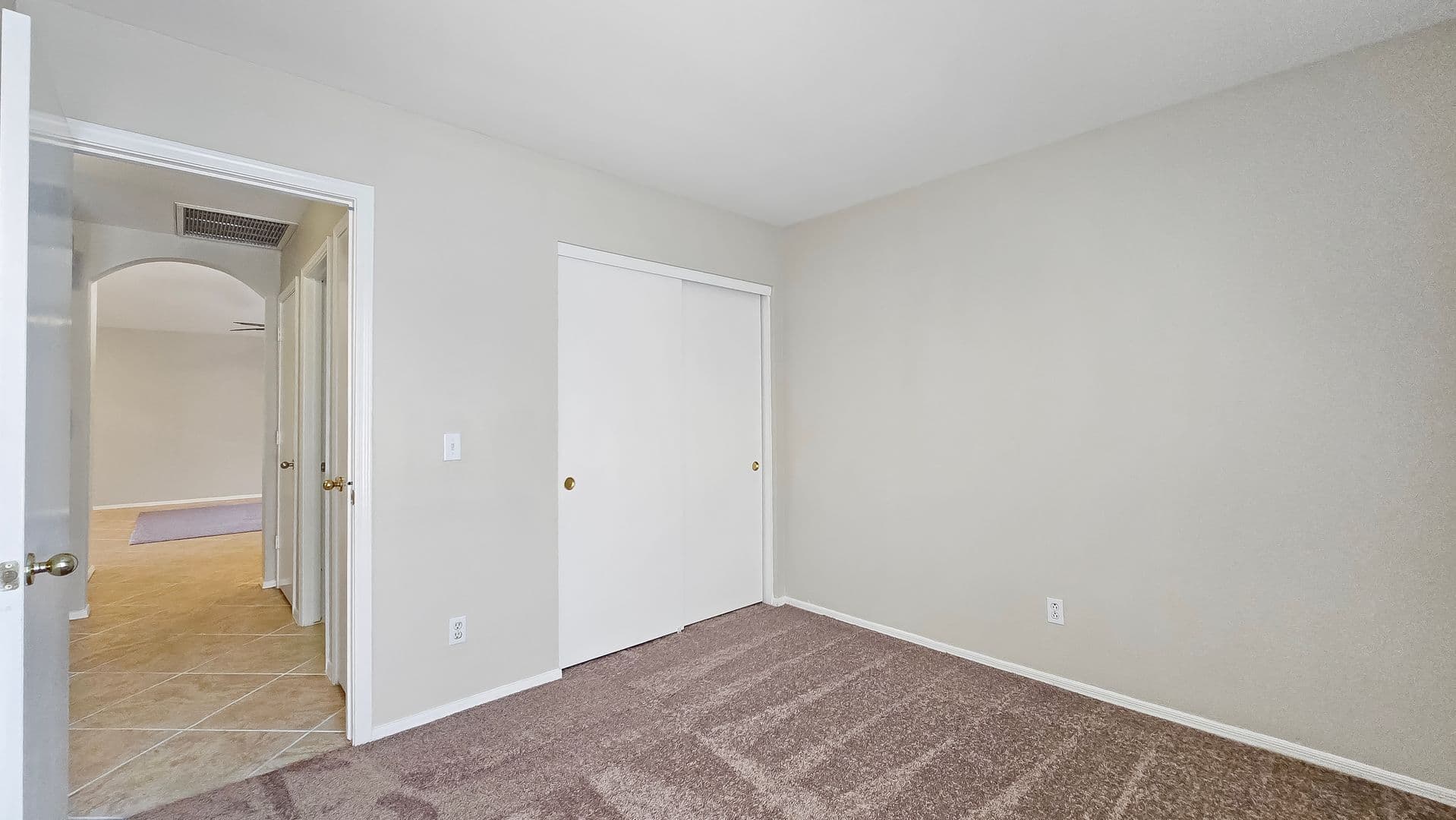Peoria House: 11224 W ALICE AVE