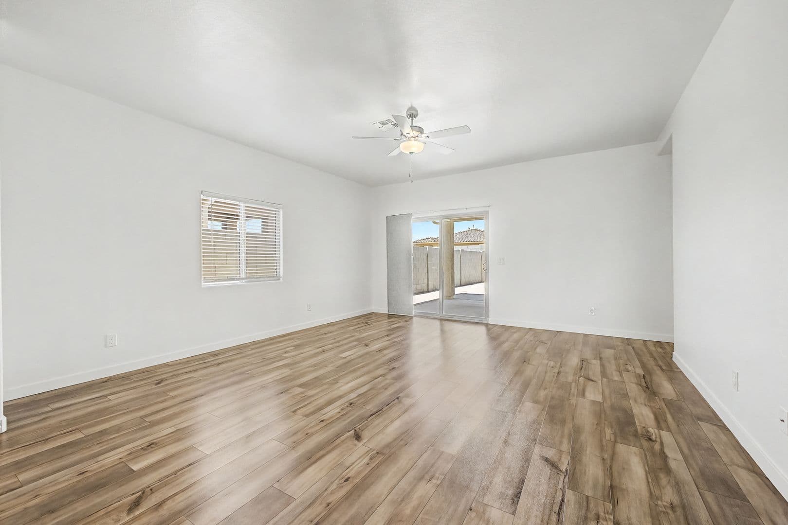 Buckeye House: 24564 W St Catherine Ave