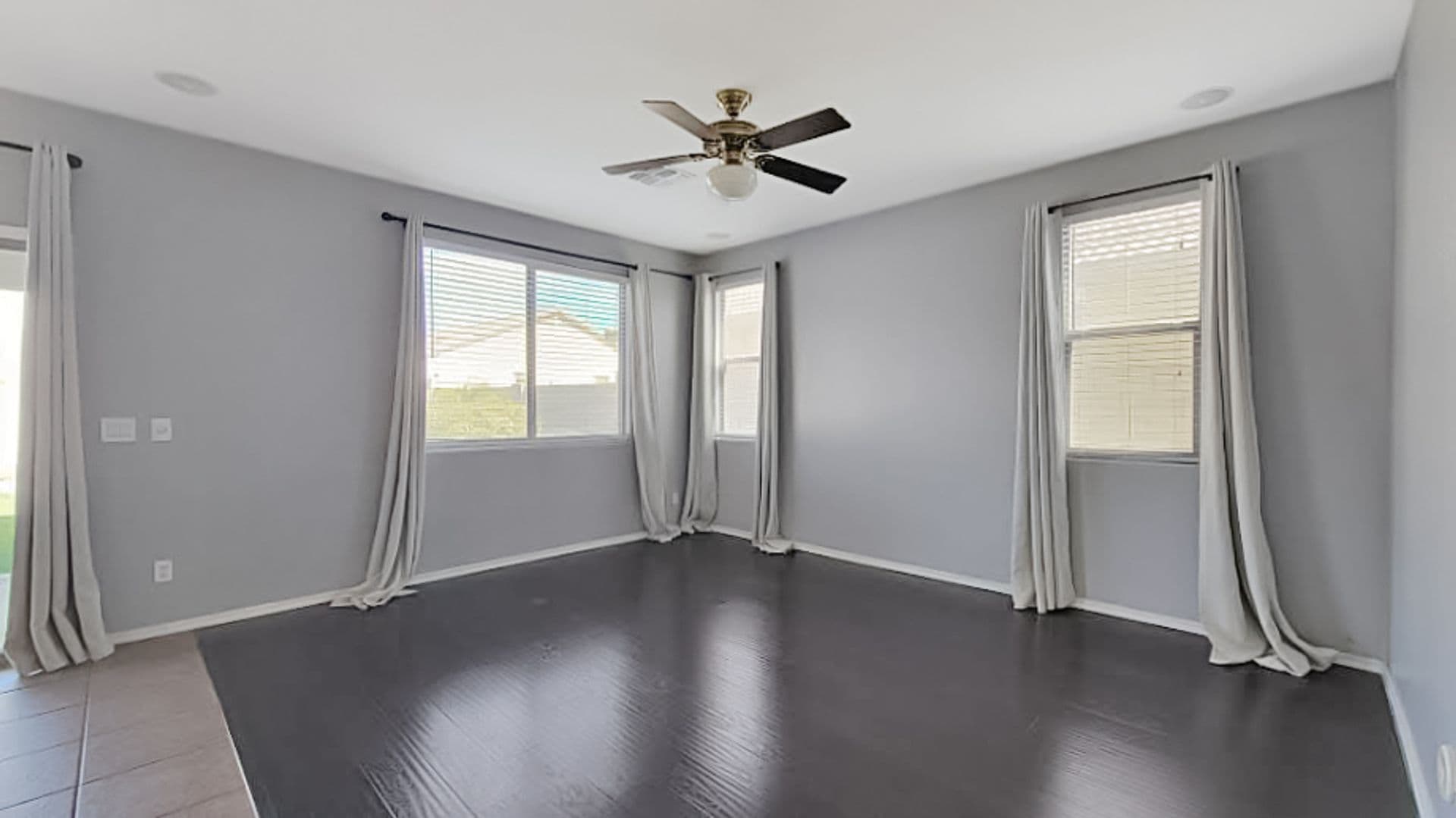 Surprise House: 17282 W Elm St