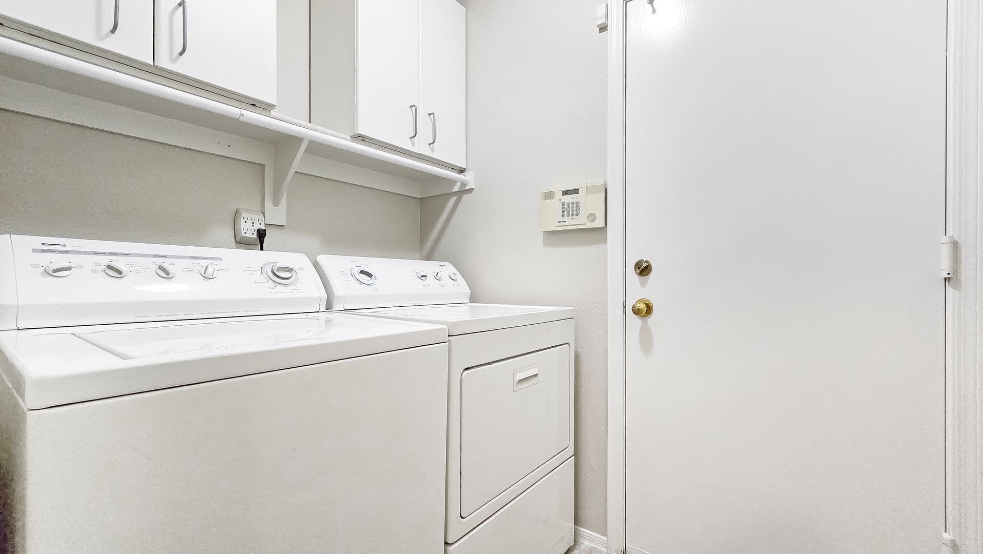 Peoria House: 11224 W ALICE AVE