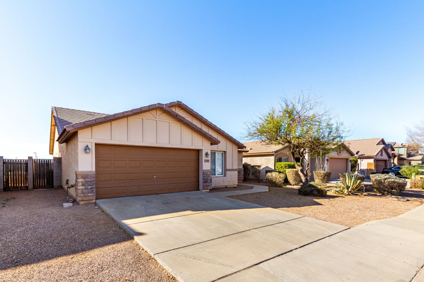Buckeye House: 1621 E Ash Ave