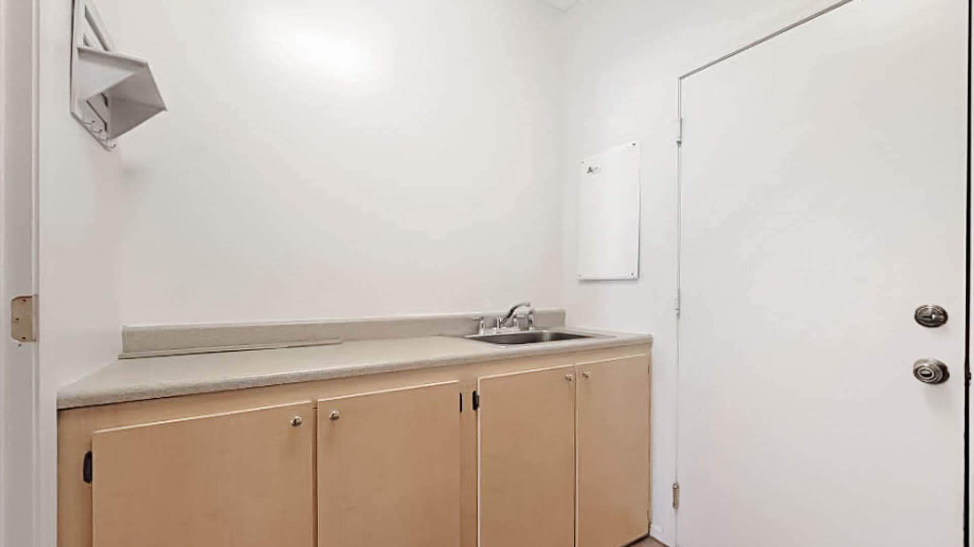 Surprise House: 17282 W Elm St