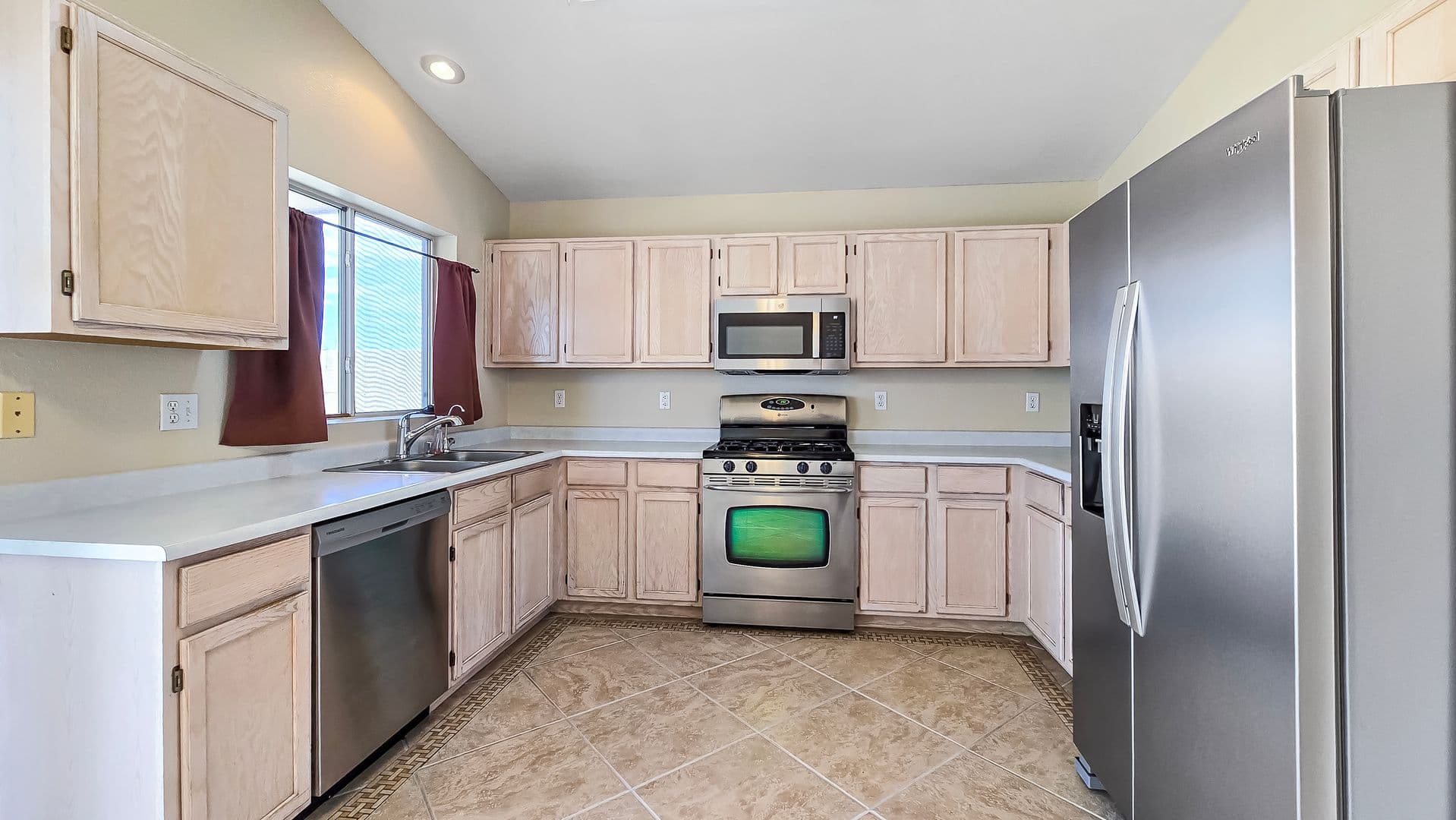Peoria House: 11224 W ALICE AVE