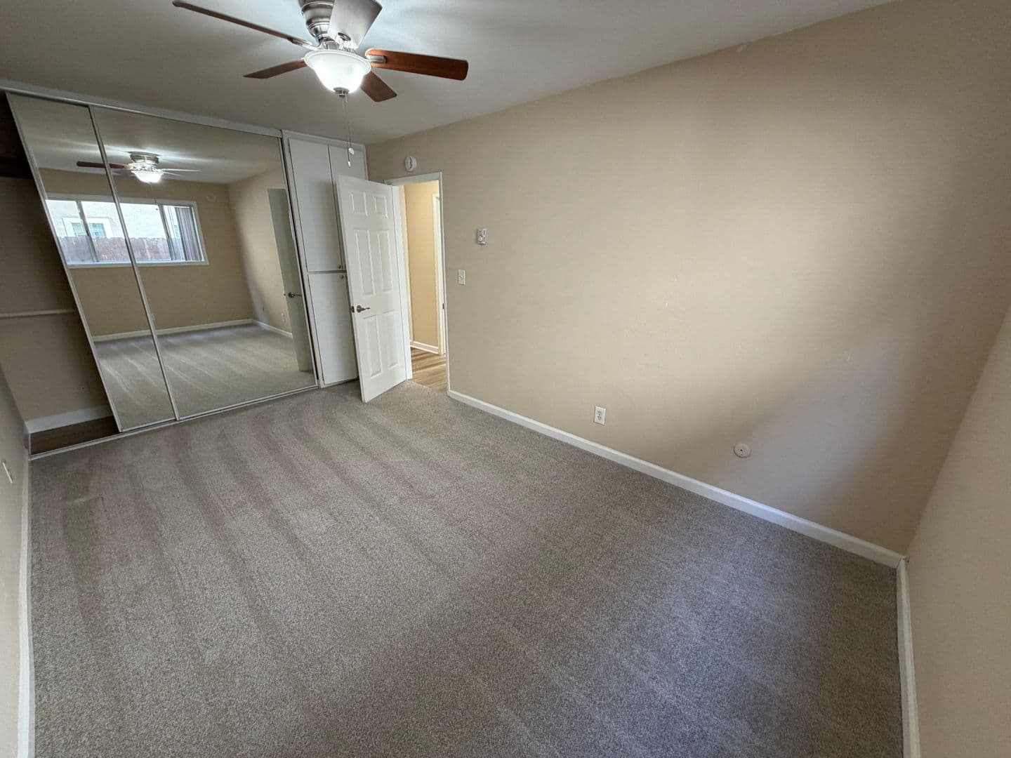 SAN DIEGO Apartment: 4874 SANTA CRUZ AVENUE #1-9