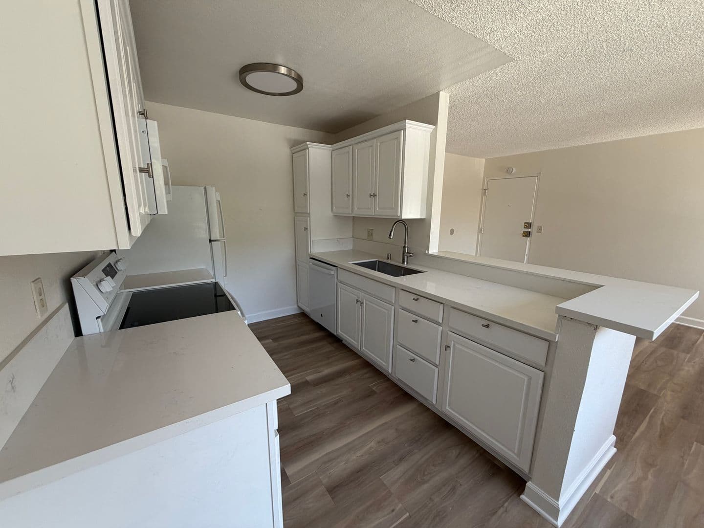 SAN DIEGO Apartment: 4231-4241 VOLTAIRE STREET
