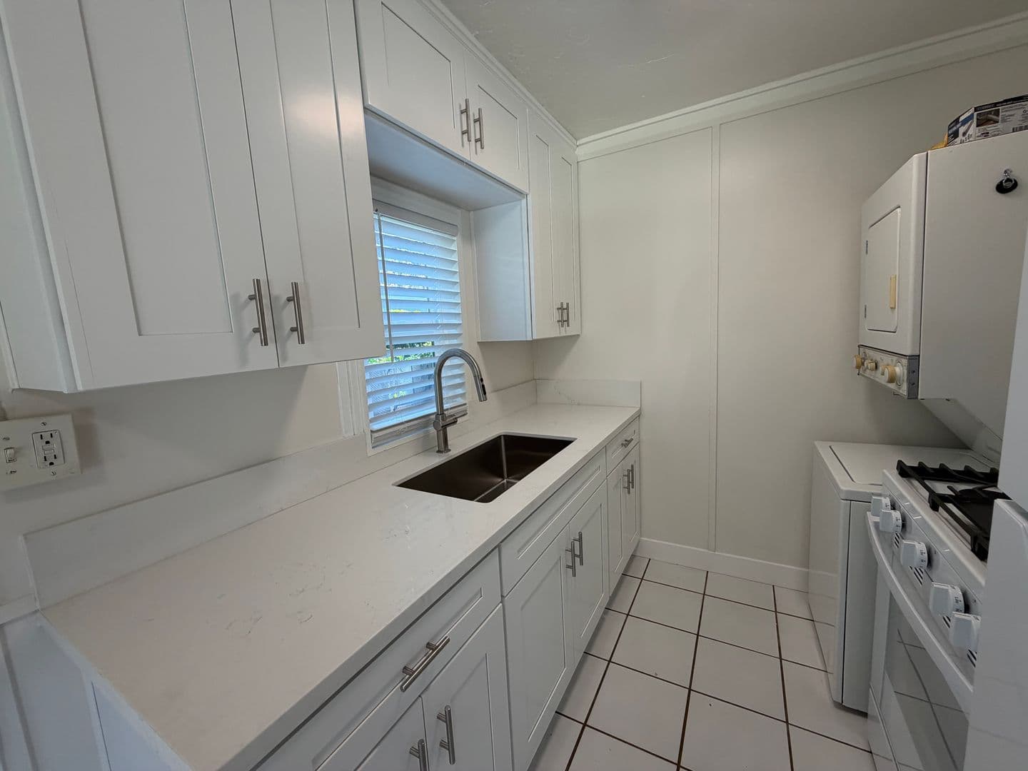 San Diego House: 4637 Pescadero Avenue