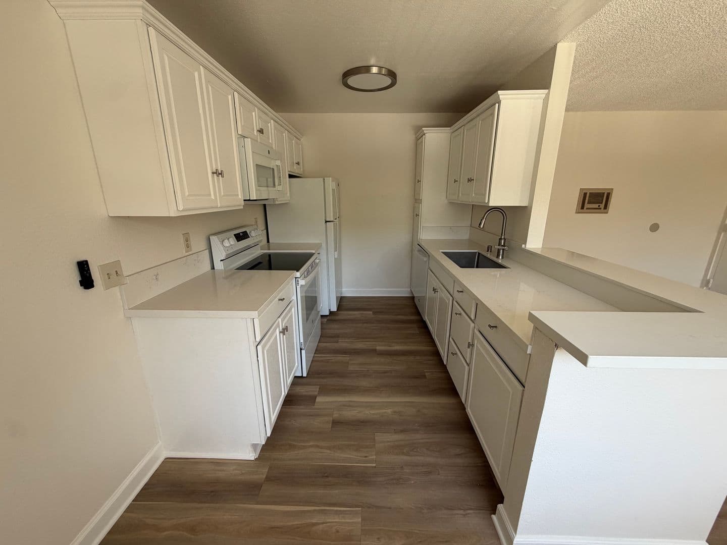 SAN DIEGO Apartment: 4231-4241 VOLTAIRE STREET