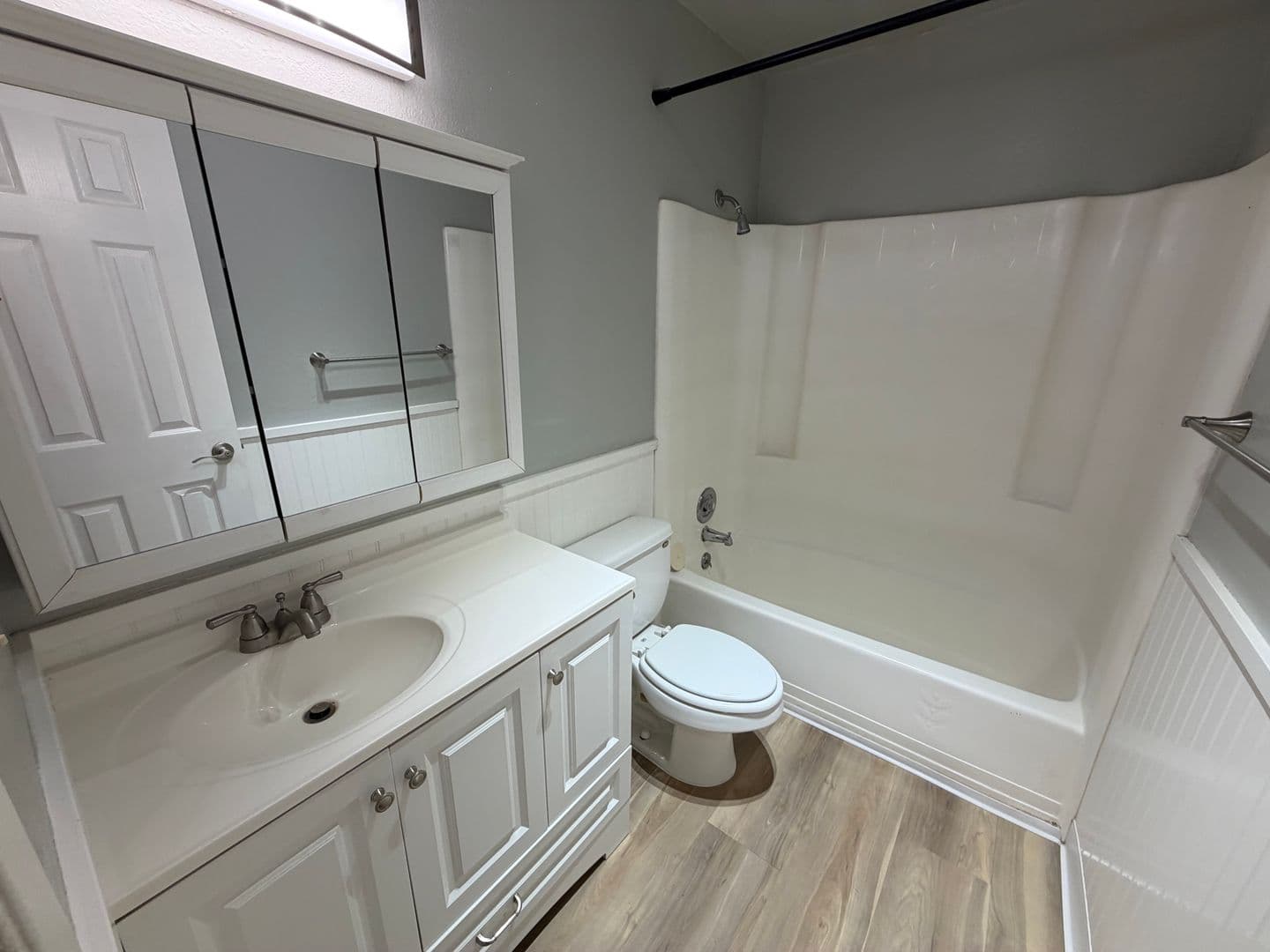 SAN DIEGO Apartment: 4874 SANTA CRUZ AVENUE #1-9
